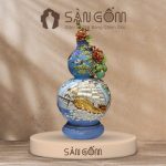 Bình hồ lô thuận buồm xuôi gió men xanh lam vẽ vàng đắp nổi SG-HL25