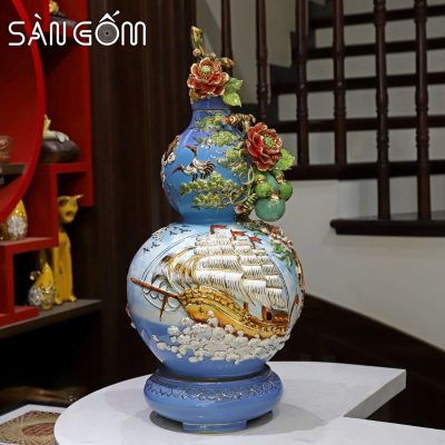 Bình hồ lô thuận buồm xuôi gió men xanh lam vẽ vàng đắp nổi SG-HL25