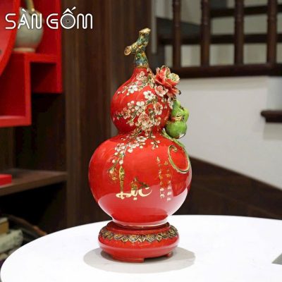 Bình hồ lô họa tiết hoa đào chữ Lộc vẽ vàng men đỏ SG-HL37
