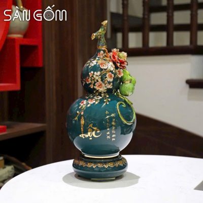 Bình hồ lô họa tiết hoa đào chữ Lộc vẽ vàng đắp nổi men xanh cổ vịt SG-HL40