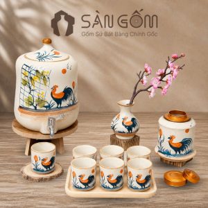 Bộ bình nước Bát Tràng dáng đu đủ vẽ tay gà trống phú quý men kem SG-BBN01
