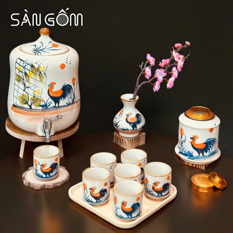 Bộ bình nước Bát Tràng dáng đu đủ vẽ tay gà trống phú quý men kem SG-BBN01 - Ảnh 2