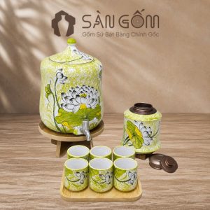 Bộ bình nước gốm dáng đu đủ men ngọc vẽ tay bạch liên hoa SG-BBN31