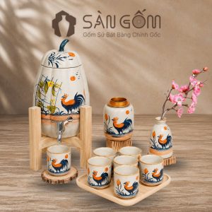 Bộ bình nước gốm dáng quả bí men kem gà trống vinh hoa vẽ tay SG-BBN05