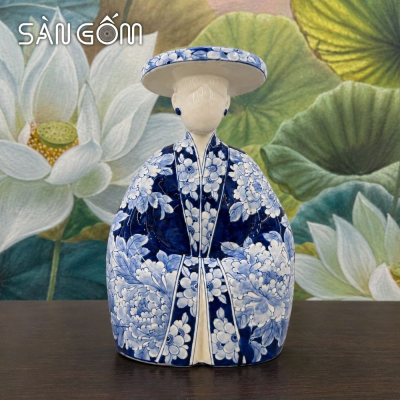 Tượng gốm quý phi mặc Việt phục men lam vẽ hoa mẫu đơn SG-TG01 - Ảnh 2