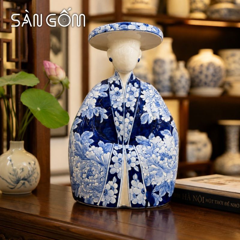 Tượng gốm quý phi mặc Việt phục men lam vẽ hoa mẫu đơn SG-TG01 - Ảnh 6