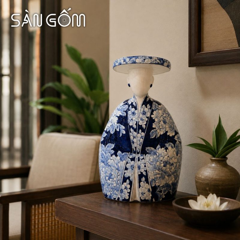 Tượng gốm quý phi mặc Việt phục men lam vẽ hoa mẫu đơn SG-TG01 - Ảnh 7