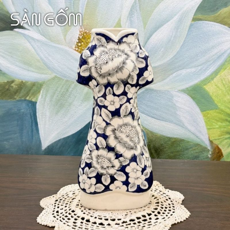 Lọ cắm hoa dáng áo dài men lam cổ vẽ hoa mẫu đơn đại đóa SG-LH462 - Ảnh 2