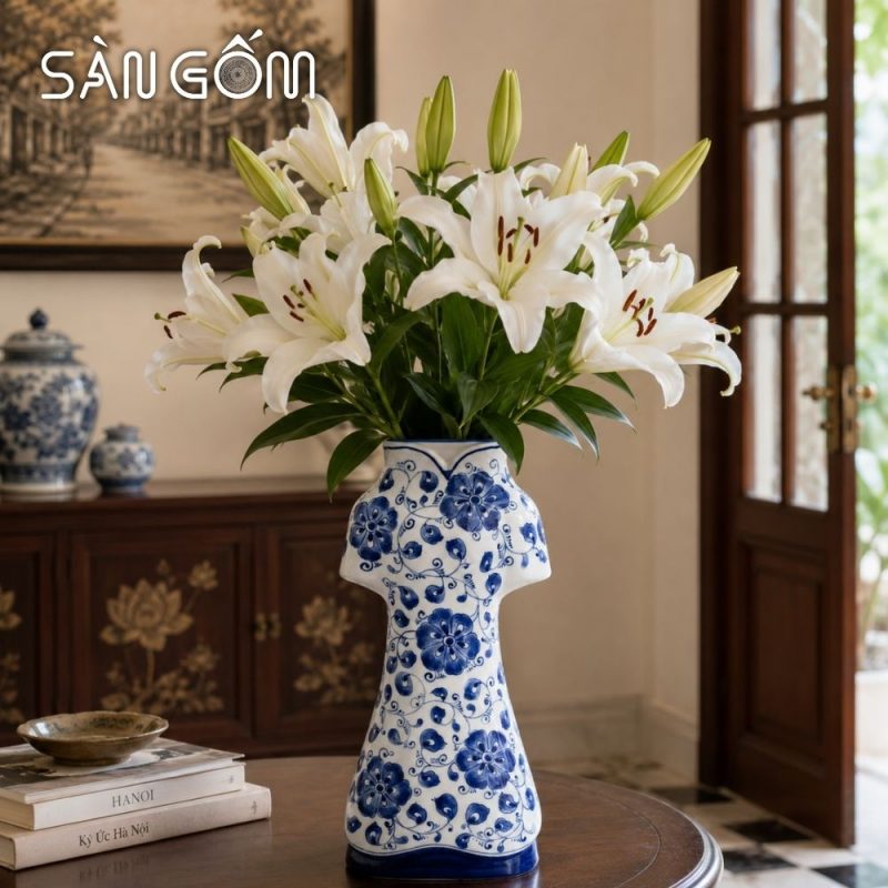Lọ cắm hoa gốm sứ dáng áo dài men lam vẽ hoa dây cách điệu SG-LH461 - Ảnh 7